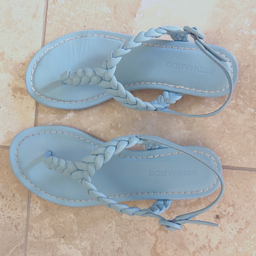 Bernardo Italian Leather Sandals Sz 7